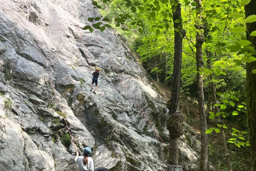 escalada rocodromo de cantabria Actividades de montaña y escalada en roca